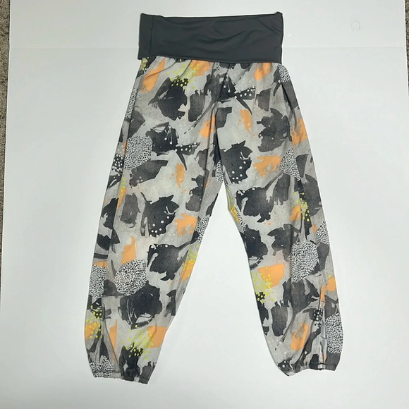 lululemon athletica Pants - Lululemon Om Pant Harem Jogger Size 6